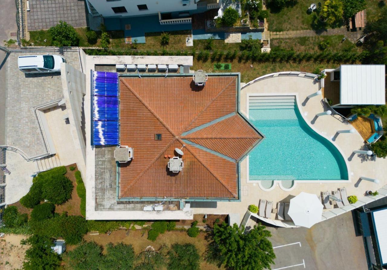 Villa Piano Pinezići Eksteriør bilde